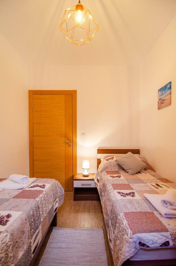 Apartman Sara 4