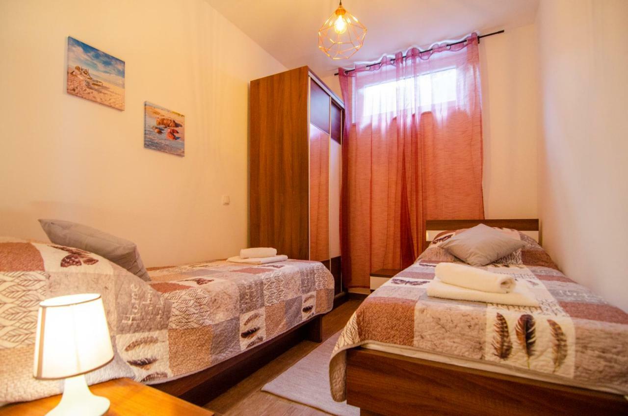 Sara 4 Apartman