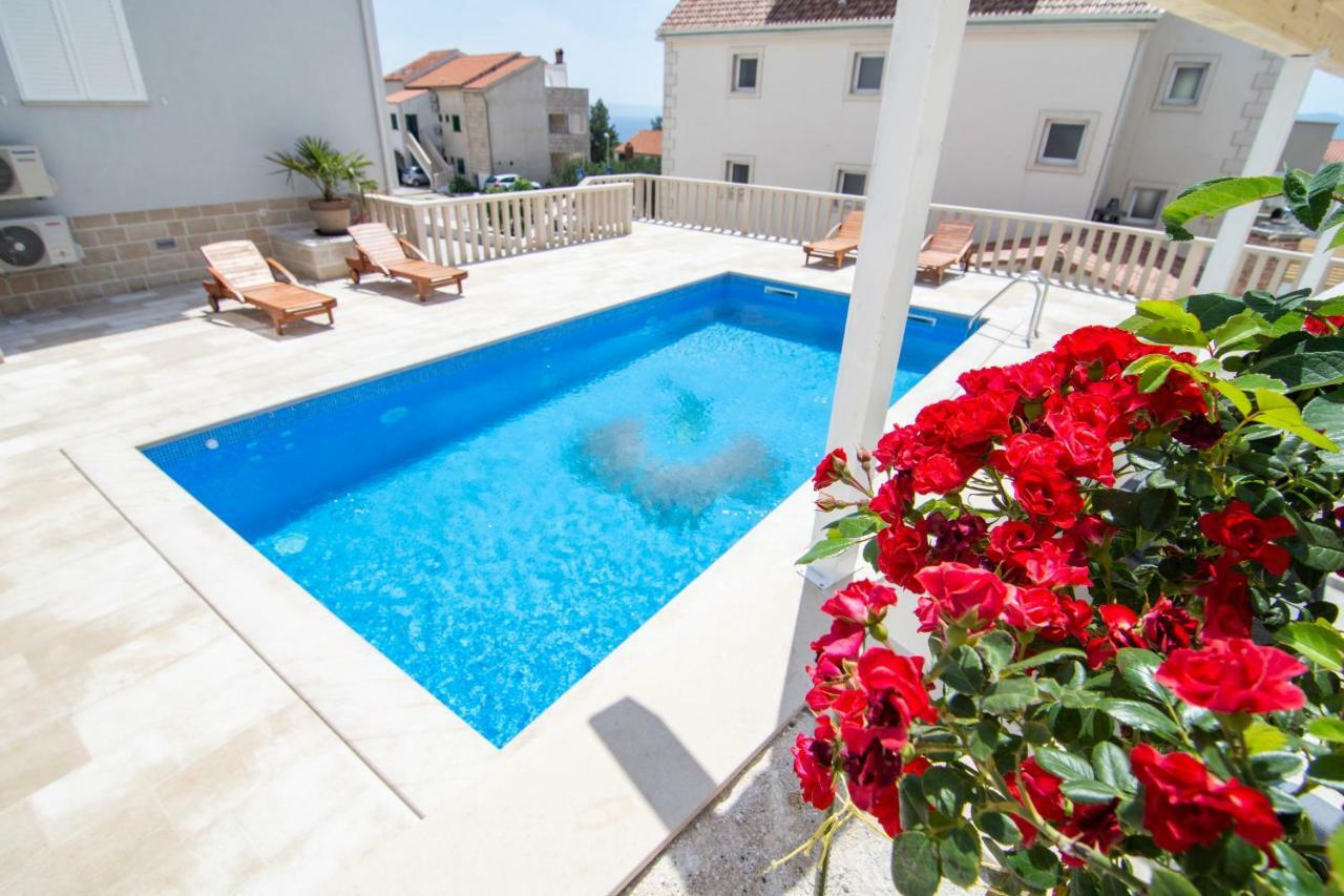Sara 4 Apartman