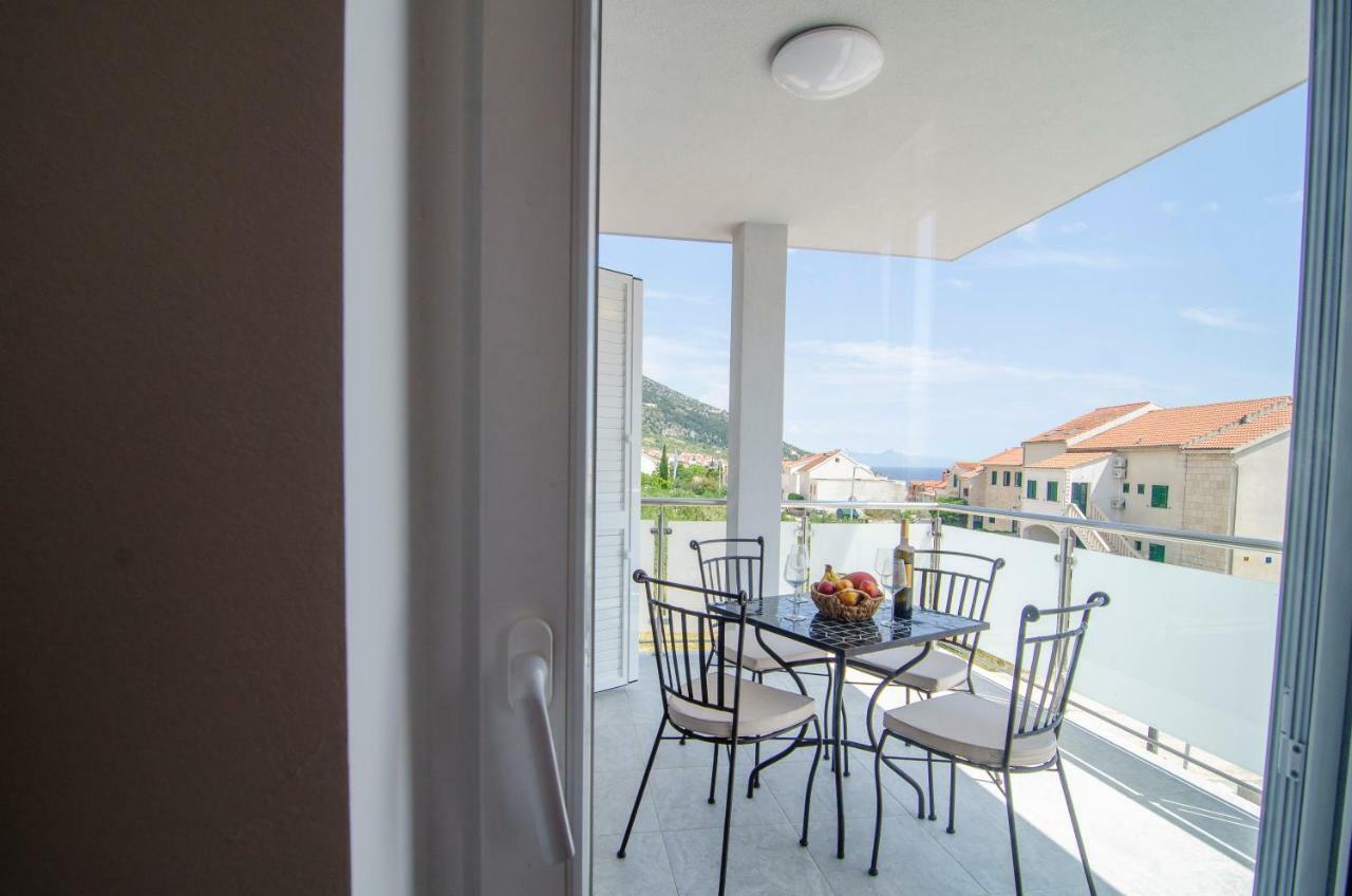Apartment Sara 4 *